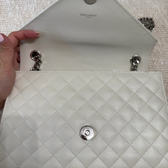 SAINT LAURENT MEDIUM ENVELOPE BAG QUILTED GRAIN LEATHER - Picture 7 of 13